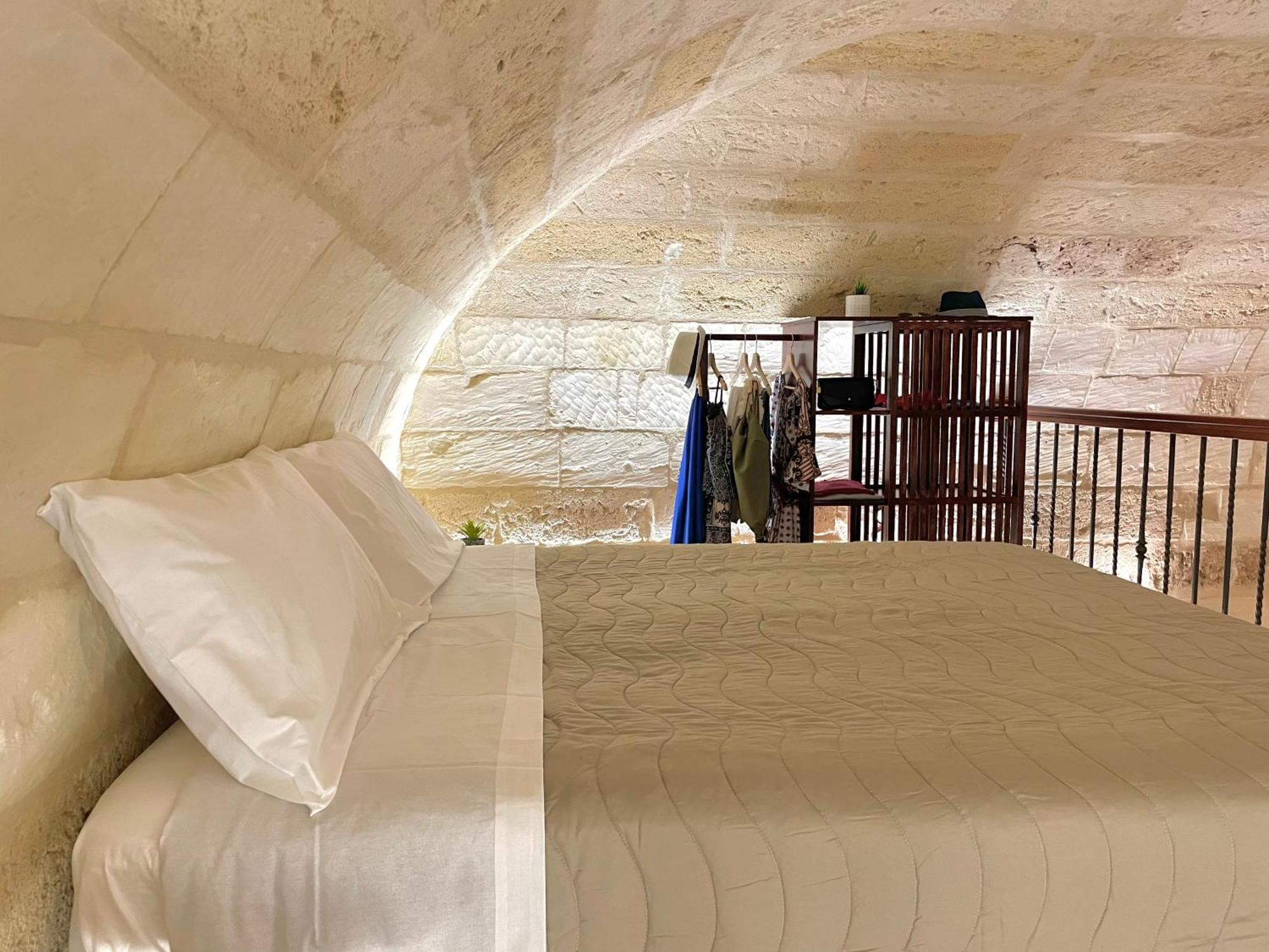 Vohis Luxury House - Fast Wi-Fi & Easy Parking Leilighet Lecce Eksteriør bilde