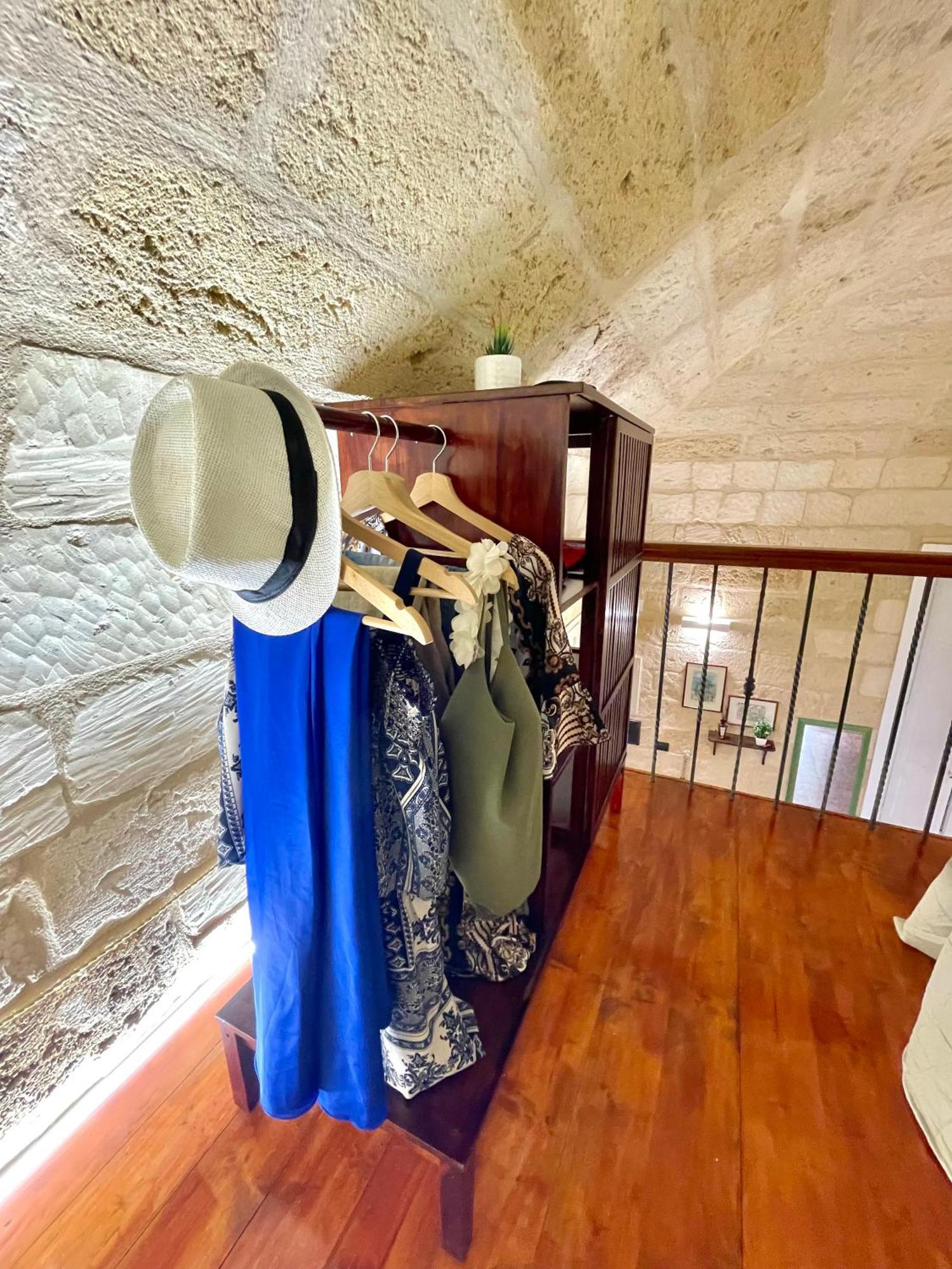 Vohis Luxury House - Fast Wi-Fi & Easy Parking Leilighet Lecce Eksteriør bilde